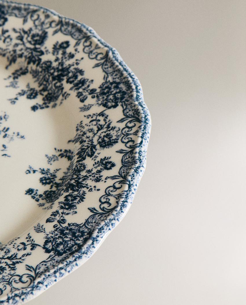 FLORAL EARTHENWARE DINNER PLATE