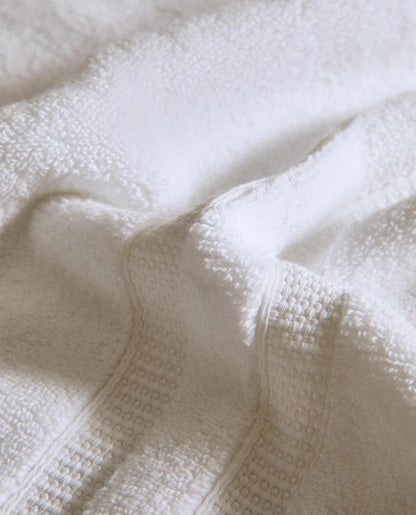 EXTRA SOFT DOUBLE BORDER BATH TOWEL