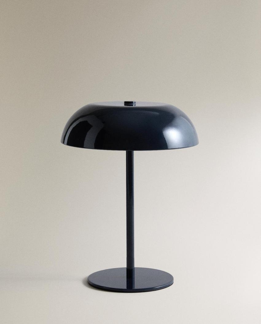MONOCHROME CORDLESS TABLE LAMP