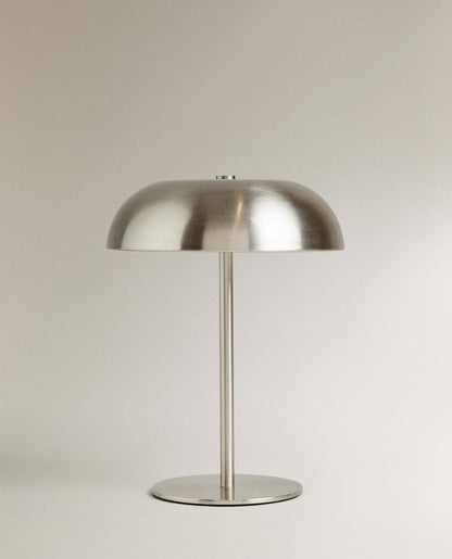 MONOCHROME CORDLESS TABLE LAMP